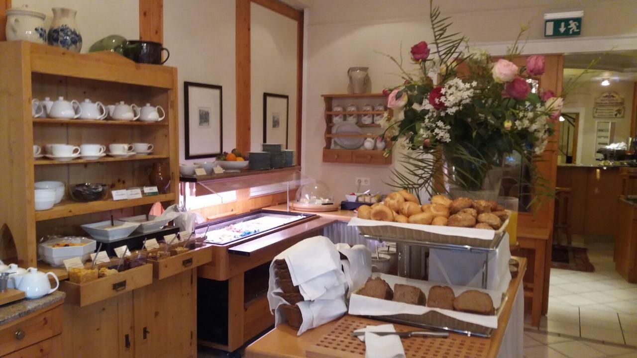 Donauwirt - Hotel Garni 魏森基兴 外观 照片